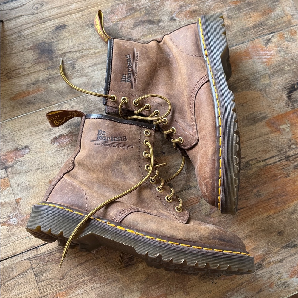 Vintage doc marten made in England Brown Leather Lace-Up Boots
